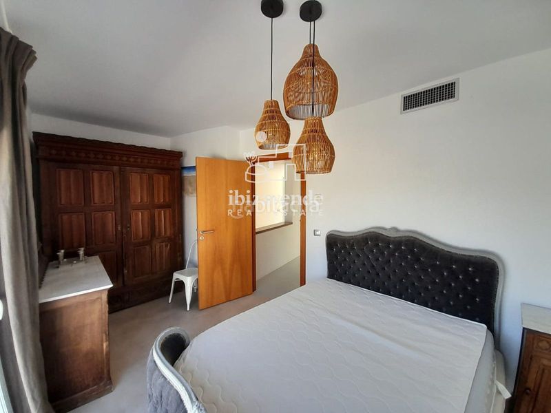 Foto 33899272-79c3-4b9e-9699-df9af2b78ee6. Casa amb calefacció aparcament piscina a Santa Eulària des riu Santa Eulària