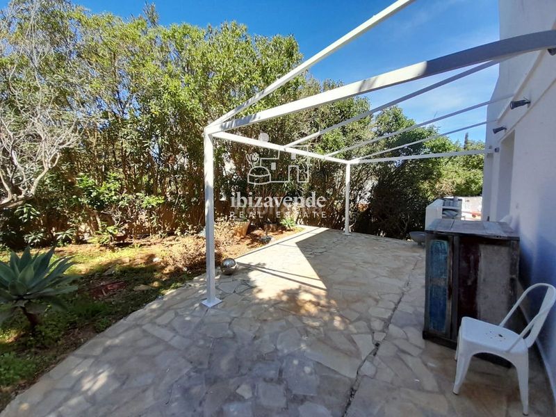 Foto 668e2f93-4fd7-4589-9ac0-6a84a6fe6b55. Casa amb calefacció aparcament piscina a Santa Eulària des riu Santa Eulària