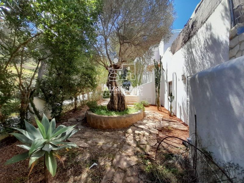 Foto 887327a7-87ee-4291-bc43-df88d42048d2. Casa amb calefacció aparcament piscina a Santa Eulària des riu Santa Eulària