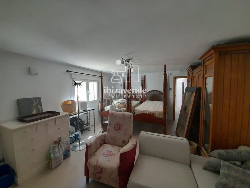 Foto d1697576-a427-4b06-beb2-4b0e951e7b77. Casa amb calefacció aparcament piscina a Santa Eulària des riu Santa Eulària