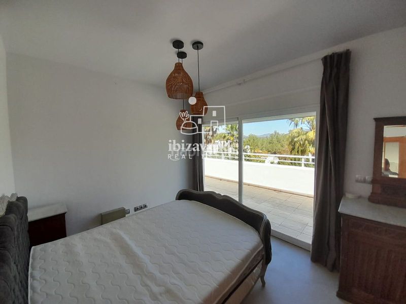 Foto ebabe7f5-7098-462a-bd23-eaa88629955e. Casa amb calefacció aparcament piscina a Santa Eulària des riu Santa Eulària