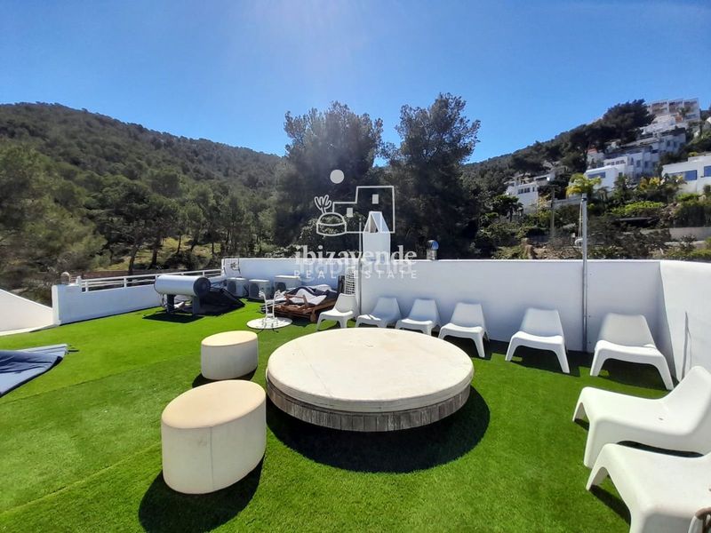 Foto f14036e7-2d19-4359-ae20-2297702ee12b. Casa amb calefacció aparcament piscina a Santa Eulària des riu Santa Eulària