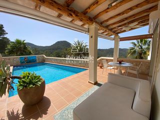 Location Maison  Casa isabel. Villa anual en cala tarida con piscina y vistas a la montaña
