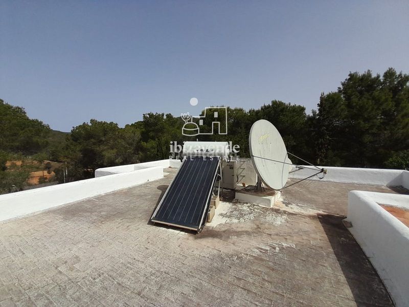 Foto 50707f43-36e4-461c-83b6-689645be4b1c. Casa amb aparcament piscina a Sant Carles Santa Eulària