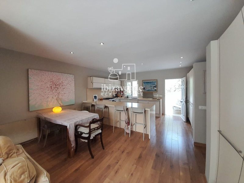 Foto 61af1462-d183-4066-bf89-c5aa5324eb0c. Casa amb aparcament piscina a Sant Carles Santa Eulària