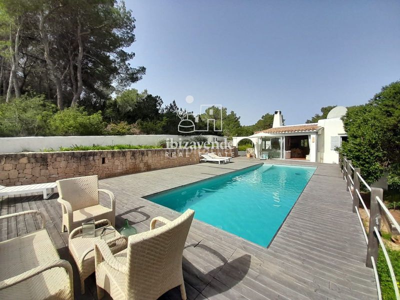 Foto 7d8565c9-7ada-44ac-af6b-e67e9d47e5d7. Casa amb aparcament piscina a Sant Carles Santa Eulària