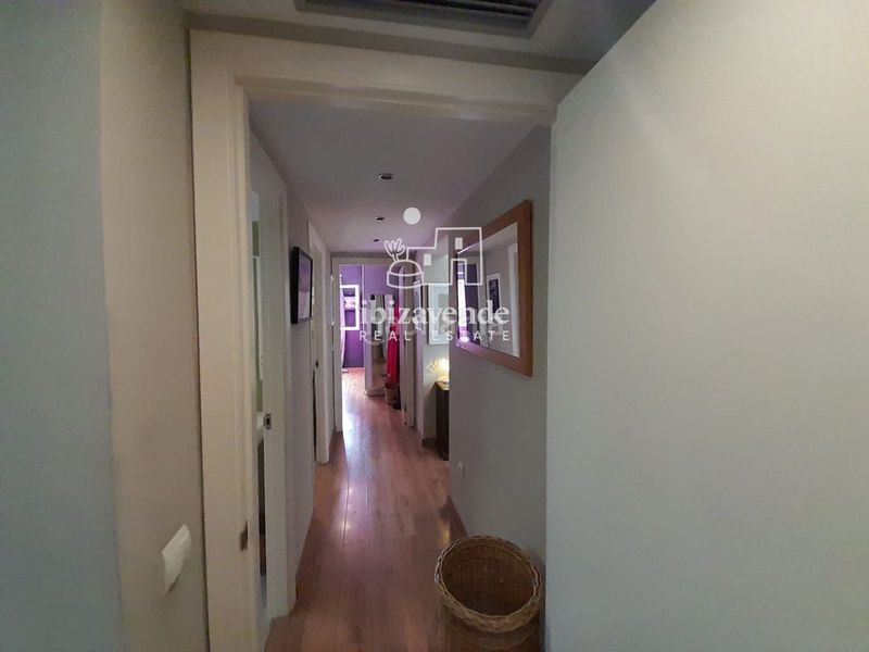 Foto b0924b49-9cf0-4cef-951f-575315896793. Casa amb aparcament piscina a Sant Carles Santa Eulària