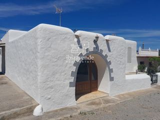 Location Chalet  San lorenzo. Estupenda finca payesa en san lorenzo con 18.000 m2 de terreno