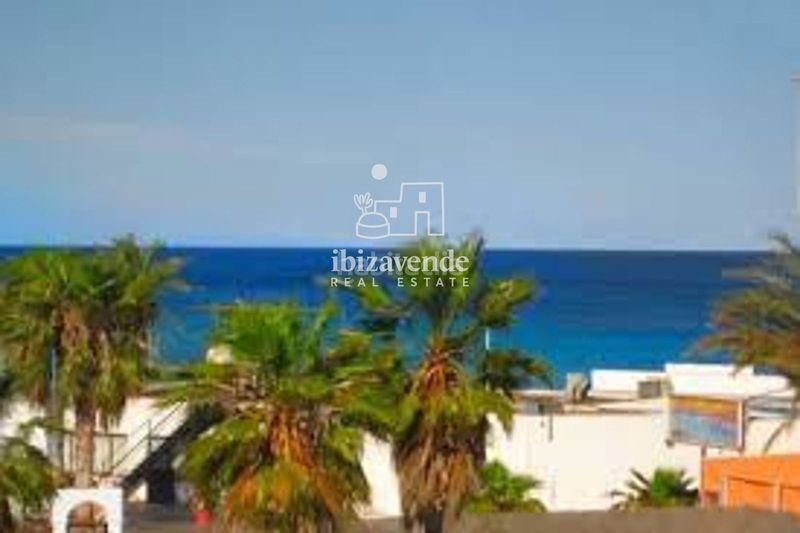 Foto 229ffa78-317a-404f-8181-23c147435195. Rent flat with parking pool in Ses Figueretes - Platja d'en Bossa - Cas Serres Ibiza