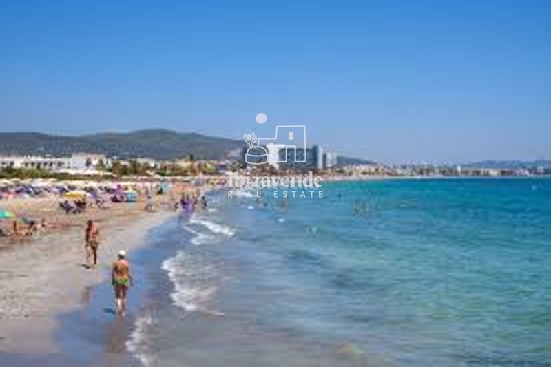 Foto 4c202d75-c764-4009-bc7d-5fe333dd716d. Rent flat with parking pool in Ses Figueretes - Platja d'en Bossa - Cas Serres Ibiza