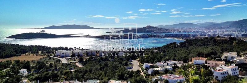 Foto 7600bfa6-874f-4b63-b46f-192212093b7a. Casa amb piscina a Can Furnet Santa Eulària