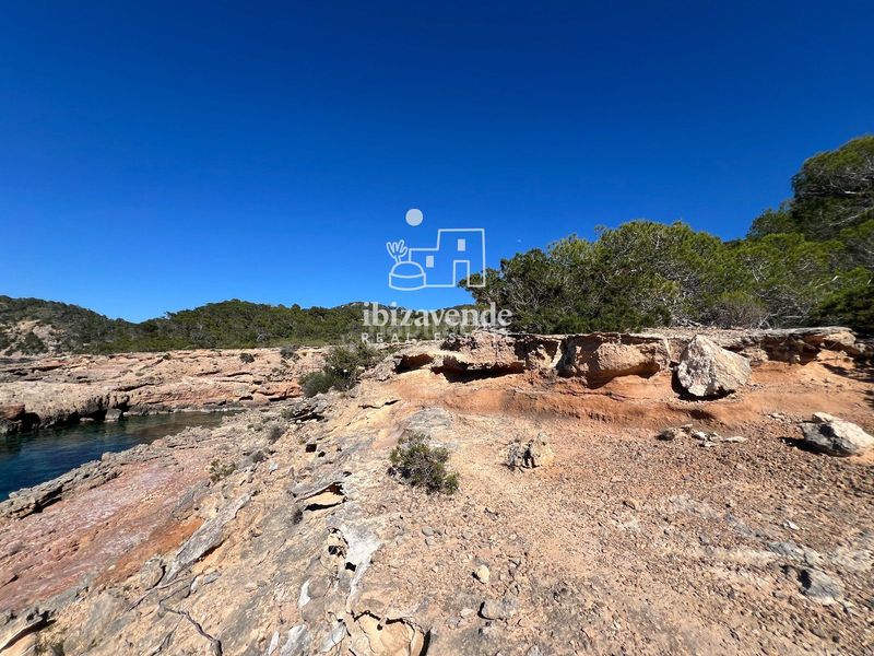 Foto a8c141af-00a2-45e5-b2f2-c807a1bf8e9f. Finca rústica a Sant Joan de Labritja