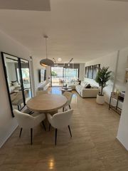 Miete Etagenwohnung  Calle gregal. Piso de lujo en nueva ibiza botafoc, 3 dormitorios y garaje.