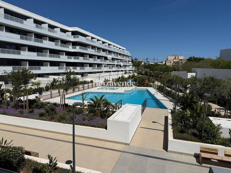 Foto d8ddc7f0-548f-411f-9f33-f9934d0f46bb. Lloguer pis amb piscina a Ses Figueretes - Platja d'en Bossa - Cas Serres Ibiza