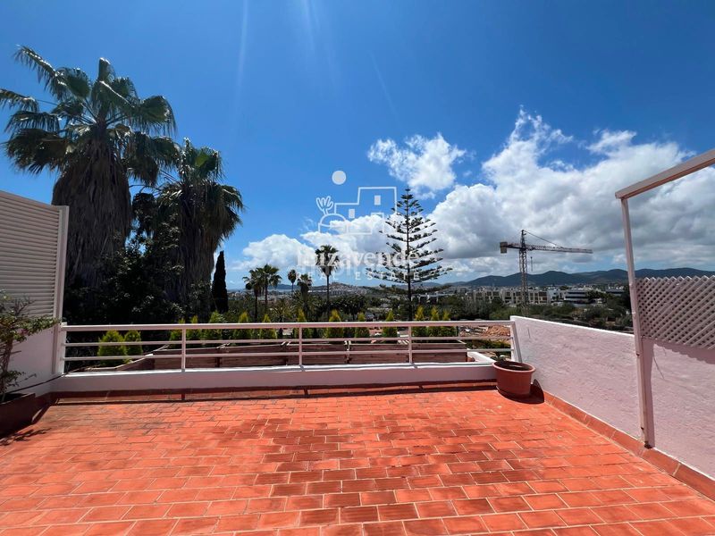 Foto 4106fe75-b997-4178-86aa-d13ad3d1c1c8. Casa amb calefacció aparcament piscina a Jesús Santa Eulària