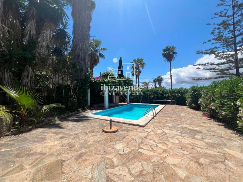 Foto 83018004-5a75-482a-b3cb-44c09900e764. Casa amb calefacció aparcament piscina a Jesús Santa Eulària