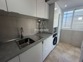 Miete Etagenwohnung  De menorca. Piso moderno en el centro de ibiza