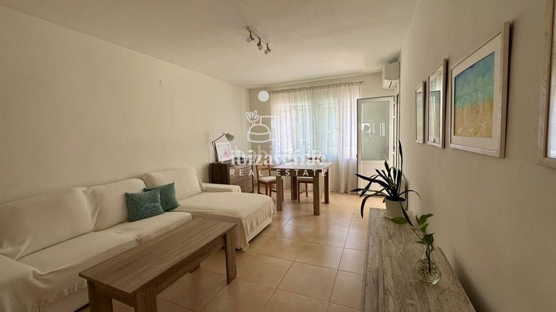 Foto 4a4ce983-2521-49b8-a5fb-08c7f84ae50b. Lloguer pis a Puig des Molins Ibiza