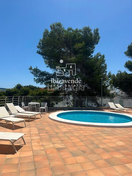 Foto 2df23f43-ceeb-4dbd-bf59-f2f70a836523. Lloguer pis amb aparcament piscina a Marina Botafoc-Talamanca Ibiza