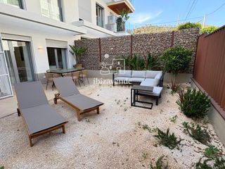 Rent Flat  Ctra. de cala gració, 9, sant antoni de portmany, illes balears. Magnífico bajo con amplia terraza privada en caló des moro
