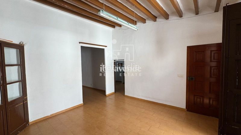 Foto 5fa0efa2-5ee8-4e1c-a24b-6cea2be7f89c. Pis a Dalt Vila-La Marina Ibiza