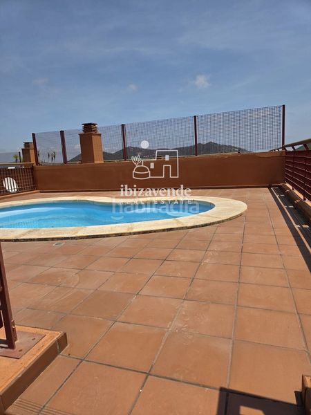 Foto d5ca2853-034b-497b-9e0e-5629e8a614ea. Dúplex amb aparcament piscina a Roca Llisa Santa Eulària