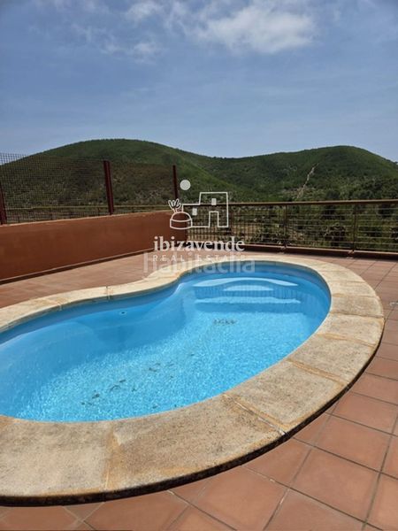 Foto eecf49ee-1931-4c9b-a621-b61ece5667bd. Dúplex amb aparcament piscina a Roca Llisa Santa Eulària