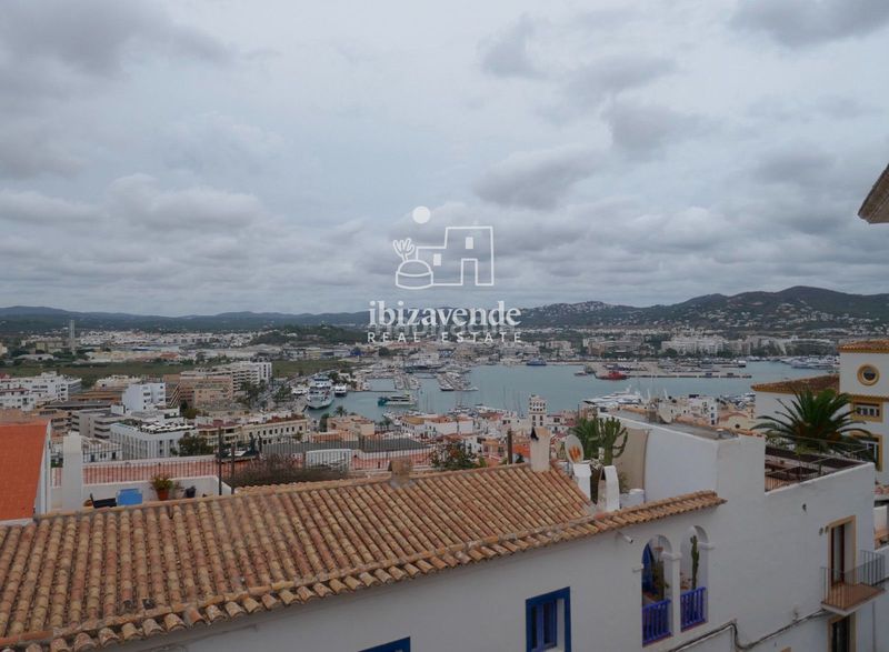 Foto e5a8d17a-1636-41e2-b192-40cc670fa147. Casa a Puig des Molins Ibiza