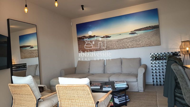 Foto 61e1be39-1ce6-4dfe-a013-8b3610535207. Casa adossada amb aparcament piscina a Santa Eulària des riu Santa Eulària
