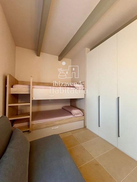 Foto a9e27726-2359-4951-ace3-b9e3a9b6bbd7. Casa adossada amb aparcament piscina a Santa Eulària des riu Santa Eulària