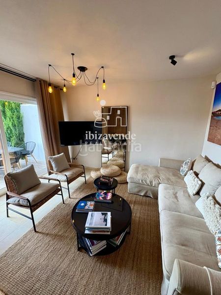 Foto d5b61a72-11c2-44ec-829d-364dadf98524. Casa adossada amb aparcament piscina a Santa Eulària des riu Santa Eulària
