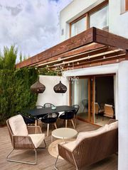 Maison jumelée  Mont blanc. Casa adosada reformada con jardín y piscina a 2 minutos de cala