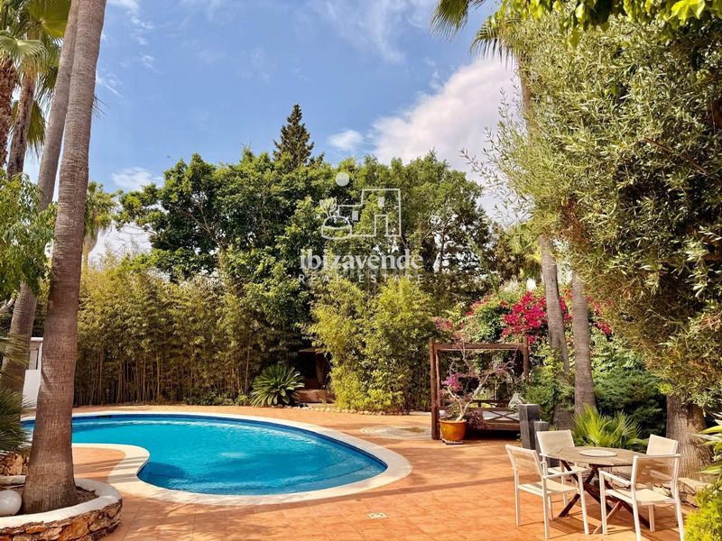 Foto 4d058ff9-6074-4af3-9745-b165cfe18ecc. Chalet with parking pool in Santa Eulària des riu Santa Eulària
