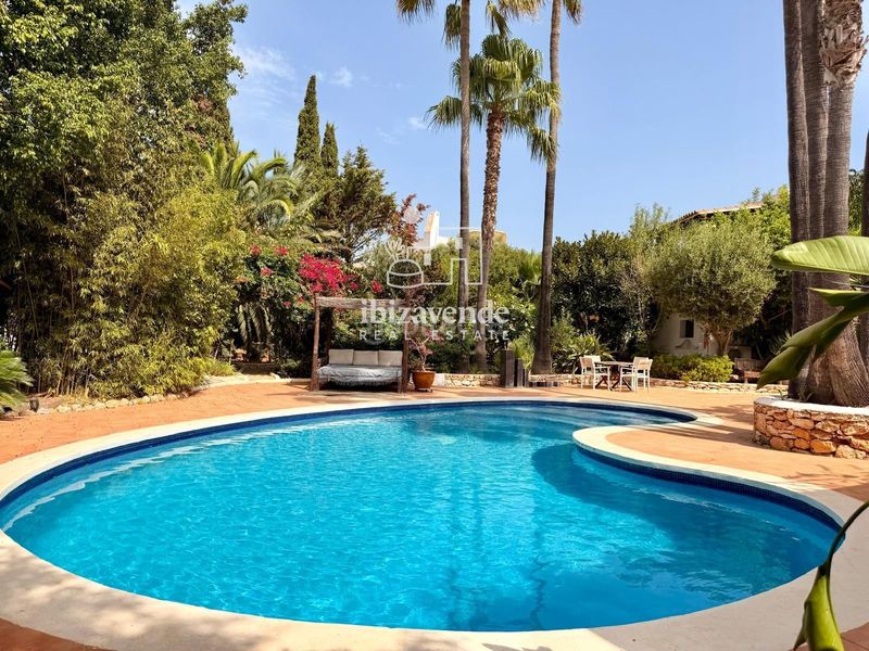 Foto 65a39982-50e4-4ed6-a9f4-3e6aa07ba046. Chalet with parking pool in Santa Eulària des riu Santa Eulària