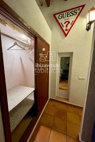 Foto 0b2390cc-1b4d-4eb0-a5c3-a8104eea9384. Location duplex dans Dalt Vila-La Marina Ibiza