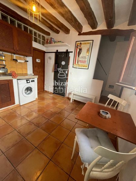 Foto 1431ff59-8f1f-43a3-989f-d50ee0f12362. Location duplex dans Dalt Vila-La Marina Ibiza
