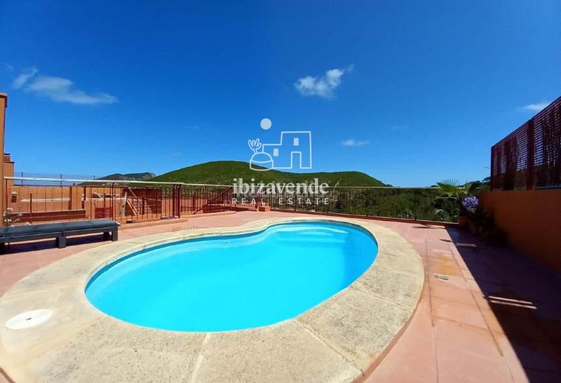 Foto caab960e-23fd-4e41-bb0e-529340ae7c66. Dúplex amb aparcament piscina a Roca Llisa Santa Eulària