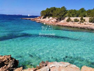 Pis  Marià villangómez. Apartamento luminoso con vistas al mar en santa eulalia