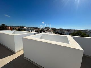 Location Attique  Labritja. Espectacular ático con vistas al mar y al casco antiguo