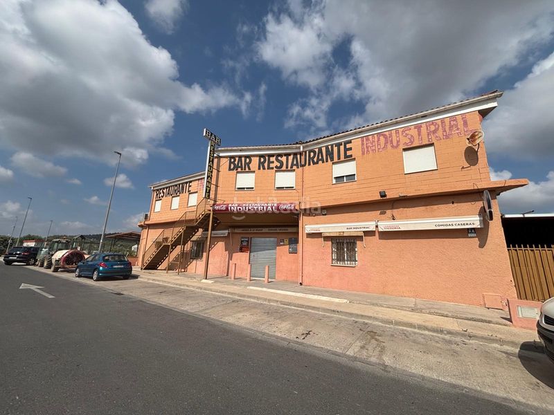 Foto 4e6c5a97-65e4-4c52-8c24-f503743fab34. Local comercial a Vilamarxant