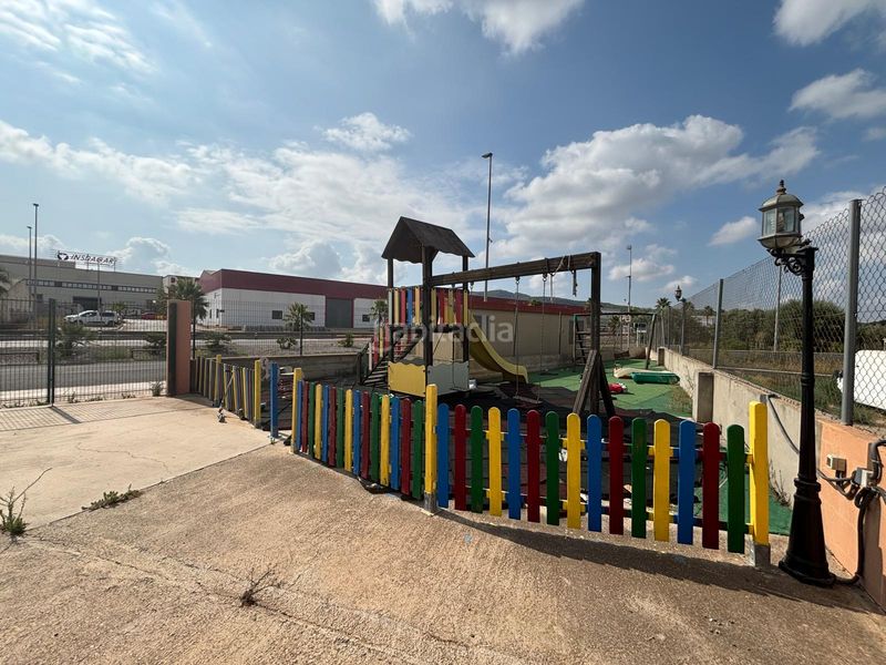 Foto 883ff847-fc69-4249-a133-b76e3a67e798. Local comercial a Vilamarxant