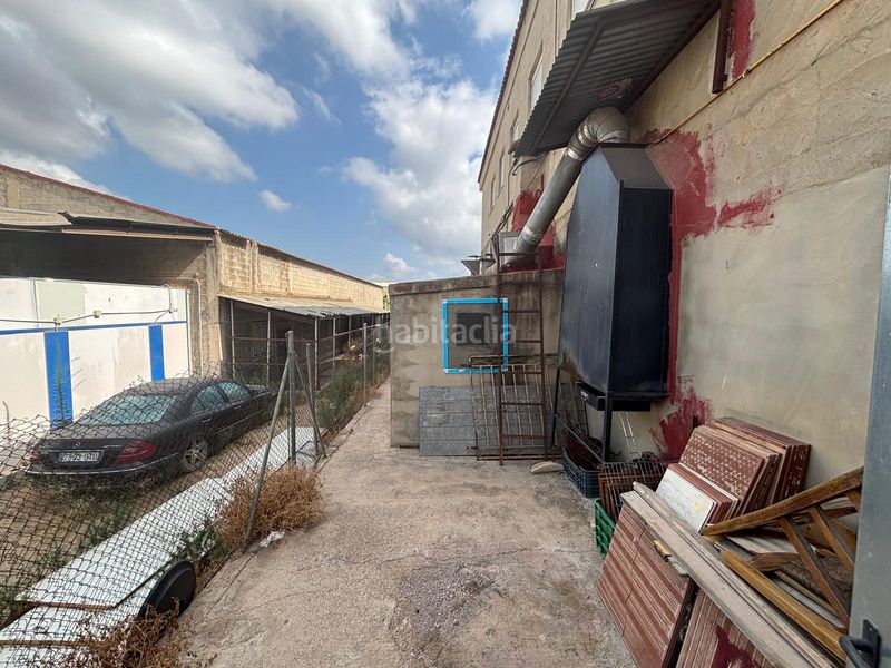 Foto f3317772-921c-4824-ba35-26ea3638c570. Local comercial a Vilamarxant
