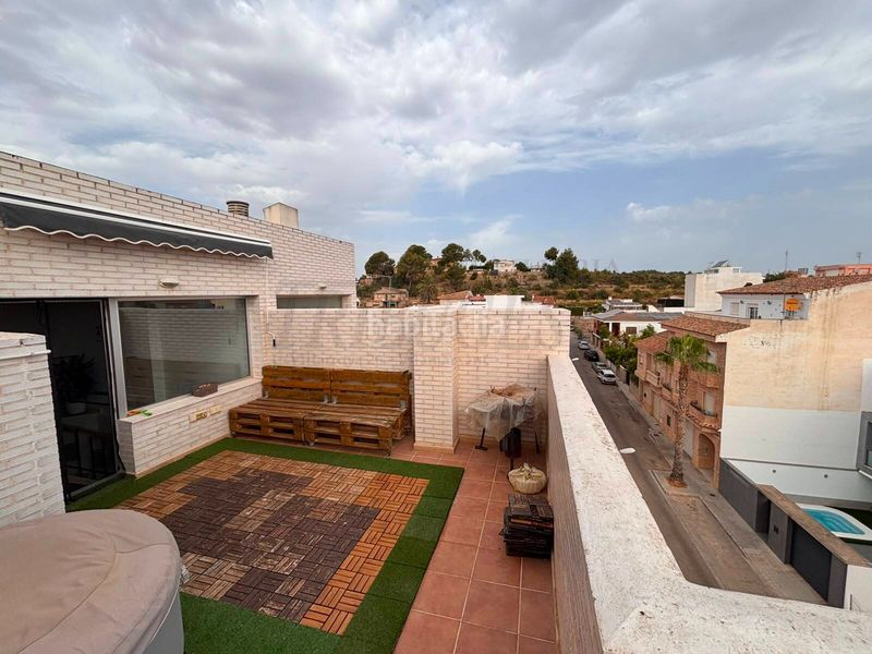 Foto b351058f-abbb-4c19-8a50-e6538a65628e. Dúplex amb aparcament piscina a Vilamarxant