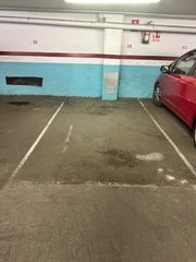 Aparcament cotxe a Horta. Parking en venta