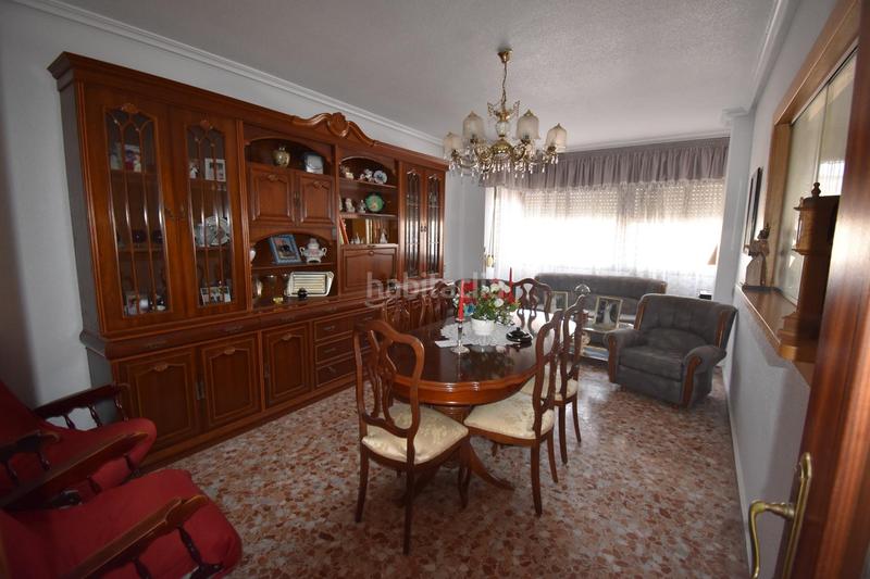 Foto e7b4a3d8-1ef4-489d-9080-4b1917b72f46. Gebäude in San Crispín-Huerta Nueva-Estación Elda