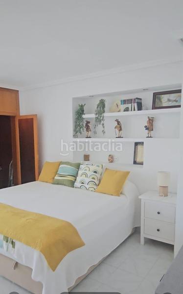 Foto 352a3a7c-6429-4276-83da-119d646c0990. Alquiler apartamento se alquila lindo apartamento en primera línea de playa. en Alicante
