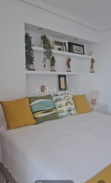 Foto 8aea40e8-9e86-4324-86a3-ee2675b16b43. Alquiler apartamento se alquila lindo apartamento en primera línea de playa. en Alicante