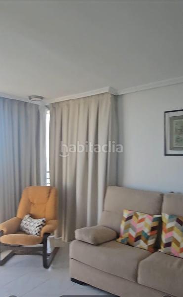 Foto d9da0a77-9a54-442c-bd5c-1ae97a6367d0. Alquiler apartamento se alquila lindo apartamento en primera línea de playa. en Alicante