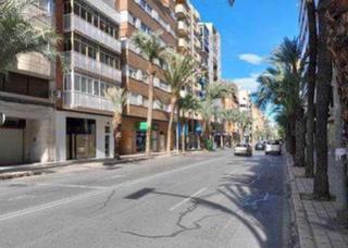 Appartement à Mercado. Piso en centro de alicante