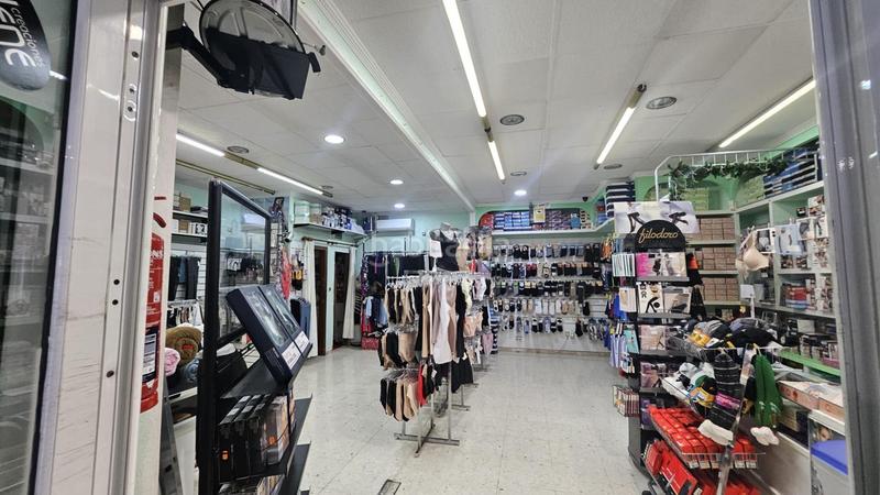 Foto d17668b7-19b2-48c9-8f2d-356d750d3885. Local commercial dans Playa de San Juan Alicante